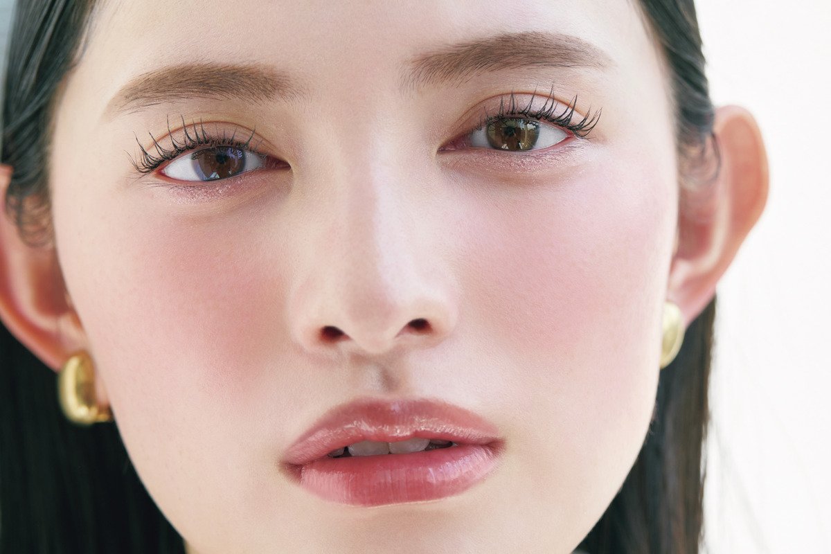 シャネルやディオール、SUQQU…本命7ブランドで彩る7つの秋顔