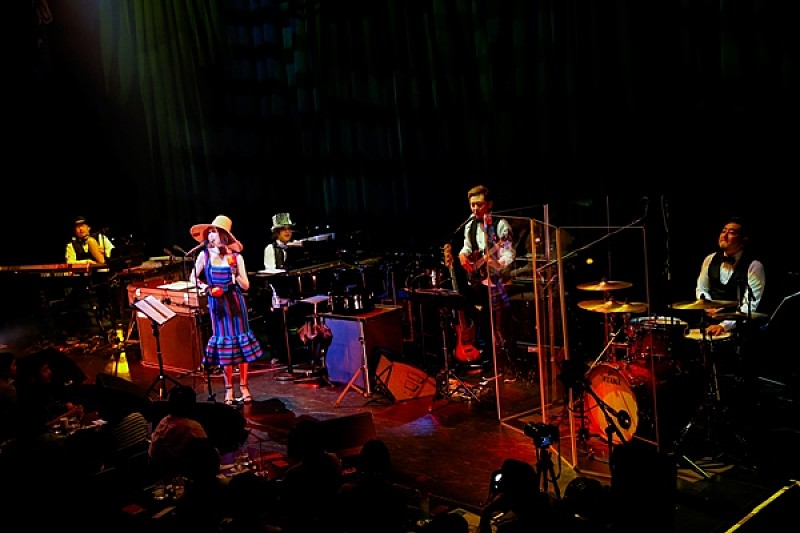 野宮真貴、ヴァカンス渋谷系を歌う。ツアー東京公演レポート 5年目の