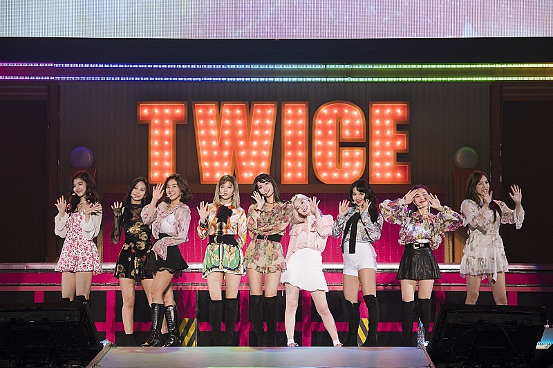 TWICE、初のドームツアー開催決定＆アリーナツアー完走 | Daily News