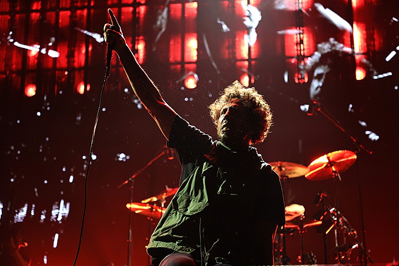 レイジ・アゲインスト・ザ・マシーン、約1億3千万円のライブ収益を寄付