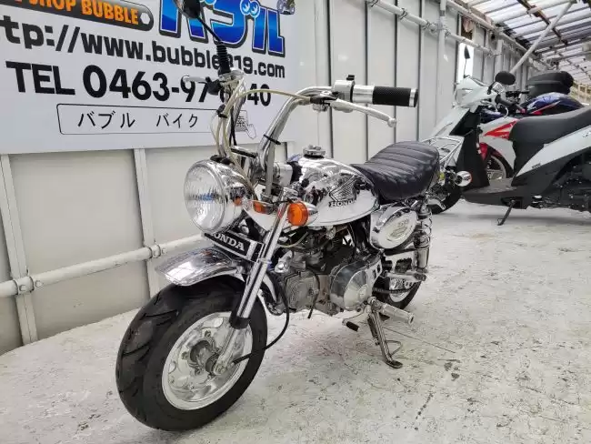 ホンダ モンキー Z50J 50㏄ キャブ シルバーメッキ 2004年式在庫一覧