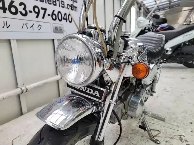 ホンダ モンキー Z50J 50㏄ キャブ シルバーメッキ 2004年式在庫一覧