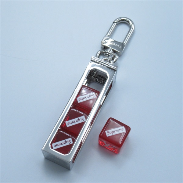 ルイ・ヴィトン(LOUIS VUITTON)ルイ・ヴィトン サイコロ キーホルダー