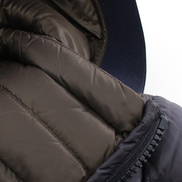 モンクレール(MONCLER)モンクレール JEANBART ジェンバート ダウン