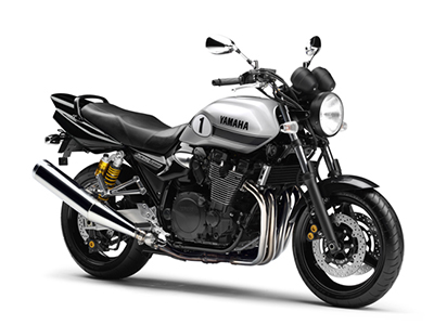 ヤマハ XJR1300 のカタログ情報 | 新車・中古バイク情報