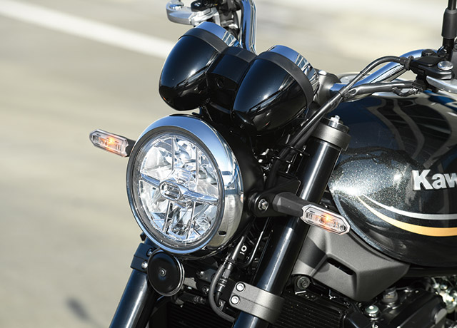 z900rs ヘッドライト 純正 新車外し