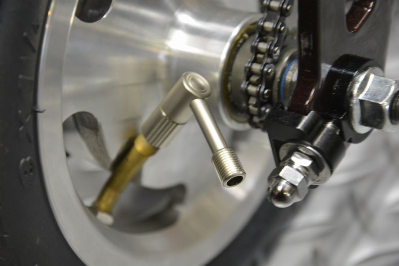 米式バルブ用アダプター | 折りたたみ自転車・ミニベロ専門店 GREEN