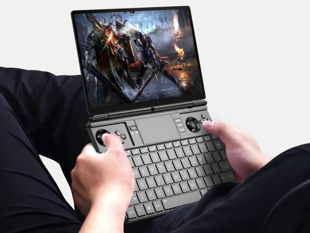 Ryzen AI 9 HX 370搭載の10.1型ゲーミングUMPC「GPD WIN Max2 2025」が