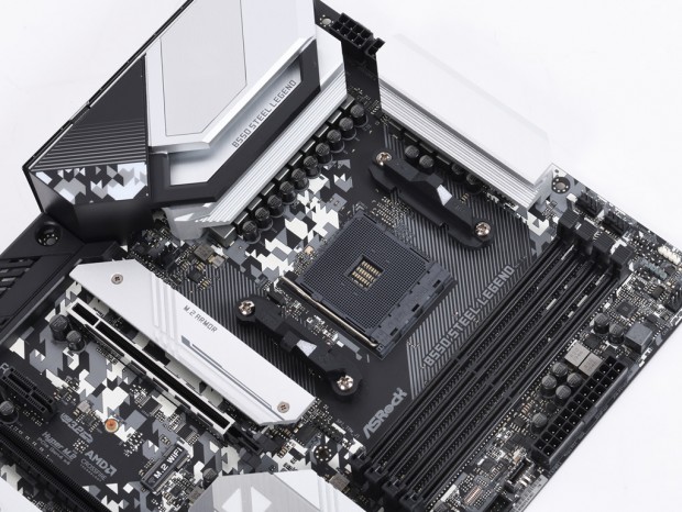 劇的進化で上位モデルを脅かす最新ミドルレンジ、ASRock「B550 Steel