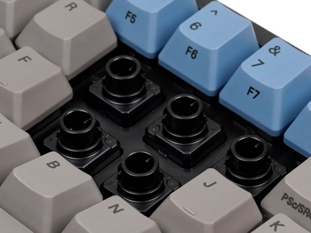 Leopold、東プレ静電容量スイッチ搭載のコンパクトキーボード「FC660C