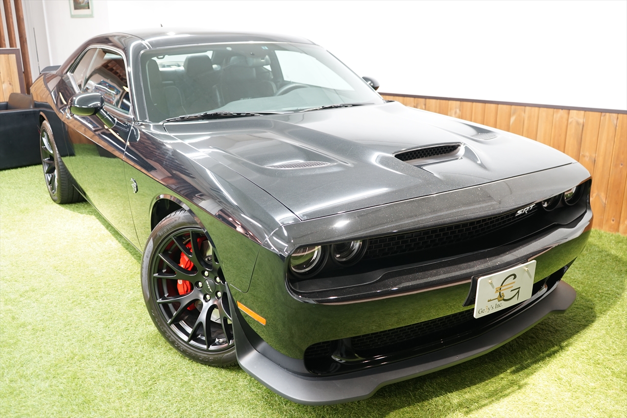☆入庫情報☆2016年 ダッジ チャレンジャー SRT ヘルキャット