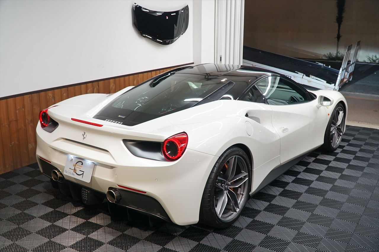 Ferrari（フェラーリ） 488GTB 純正ツートンボディ