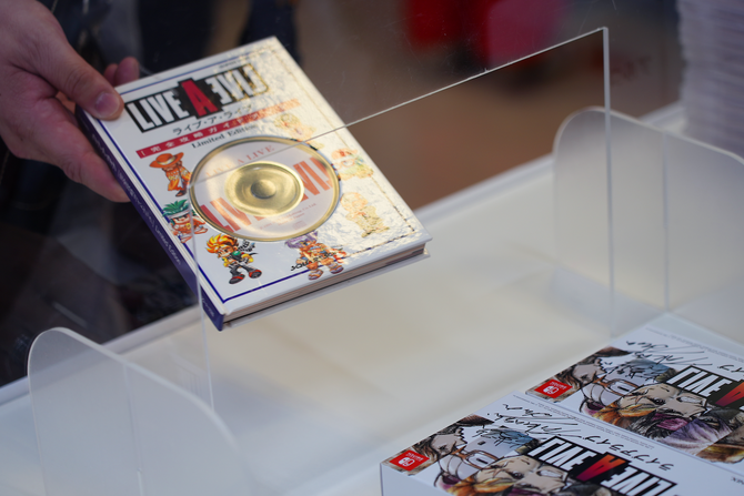 ライブアライブ』愛に溢れたビックカメラ新宿東口店！プロデューサー