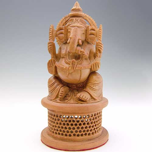 白檀ガネーシャ神像 | ガネーシャ神と開運グッズ