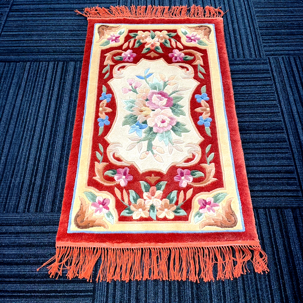 中国緞通 | じゅうたん売場 ギャンジィー