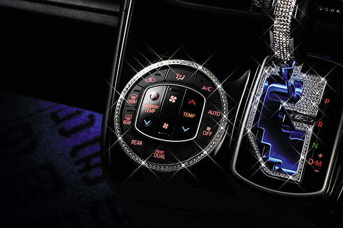 D.A.D クリスタル エアコン パネルリング [80系ヴォクシー/ノア