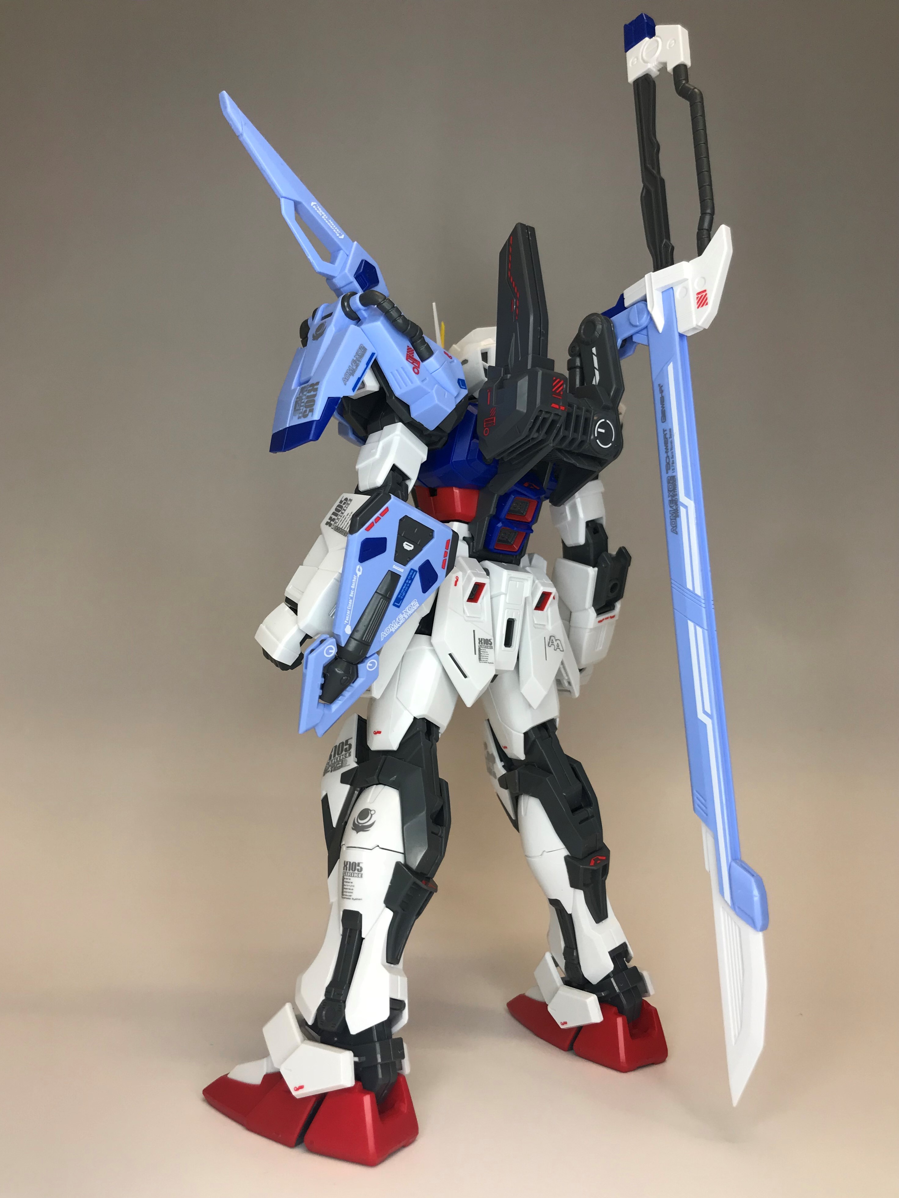 新商品紹介】MG 1/100 ガンダムベース限定 パーフェクトストライク