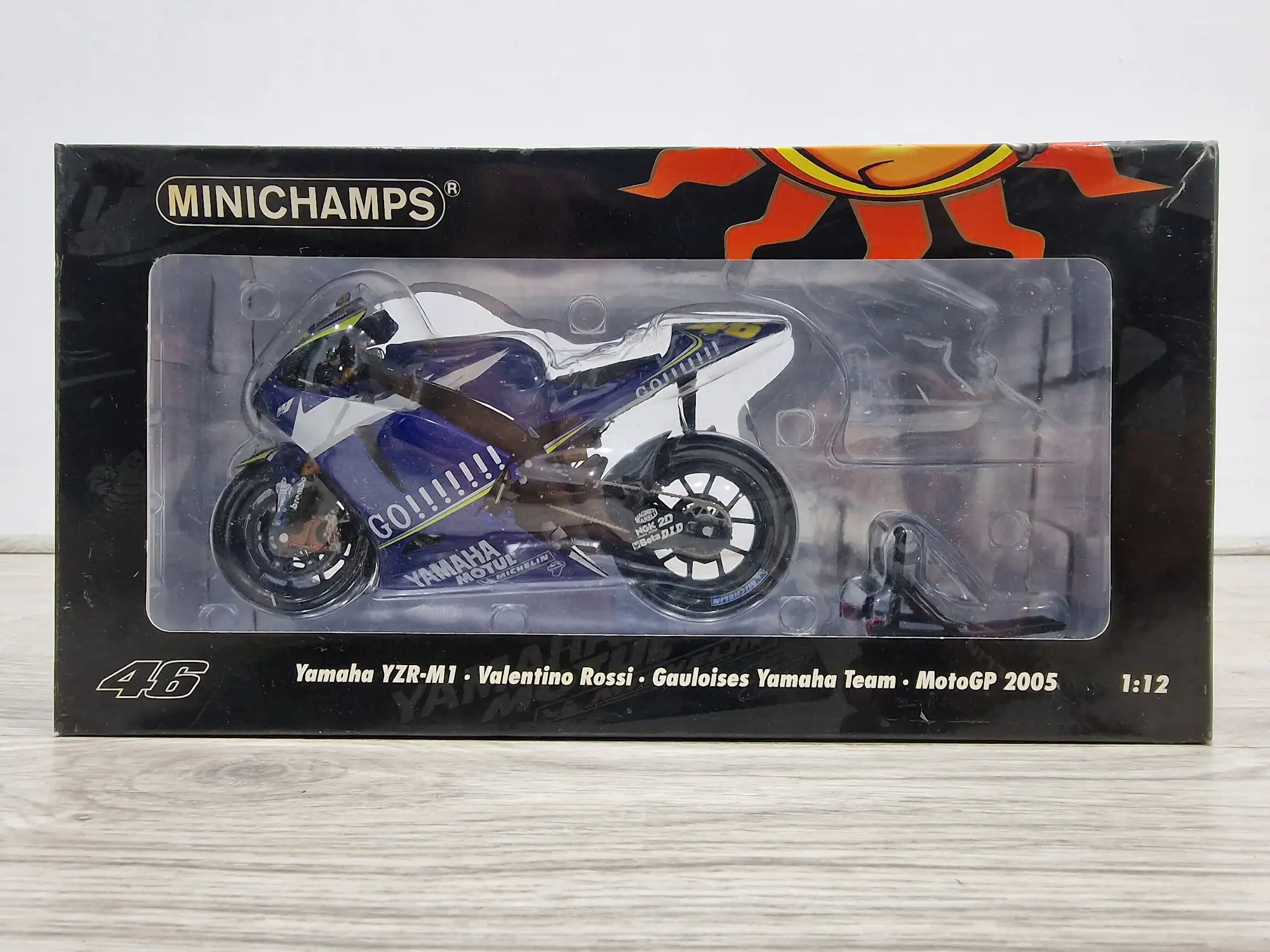 スポーツ MINICHANPS 1/12 YAMAHA YZR-M1 2005 $_57.JPG?set_id=880000500F