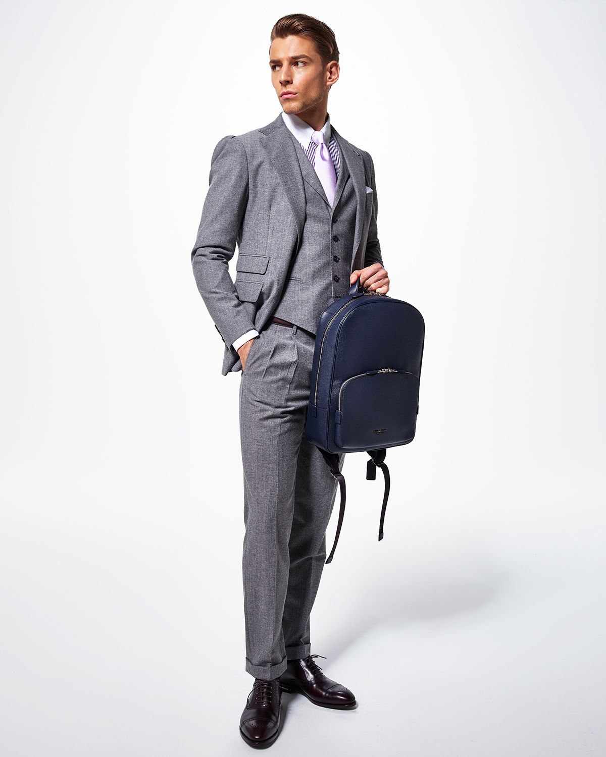 COACHのバッグで提案する、才色兼備のビジネススタイル｜メンズ