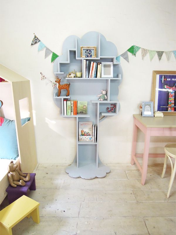 ツリー型ブックシェルフ木の形の本棚は大阪東京オーダーメイド家具工房GFへ