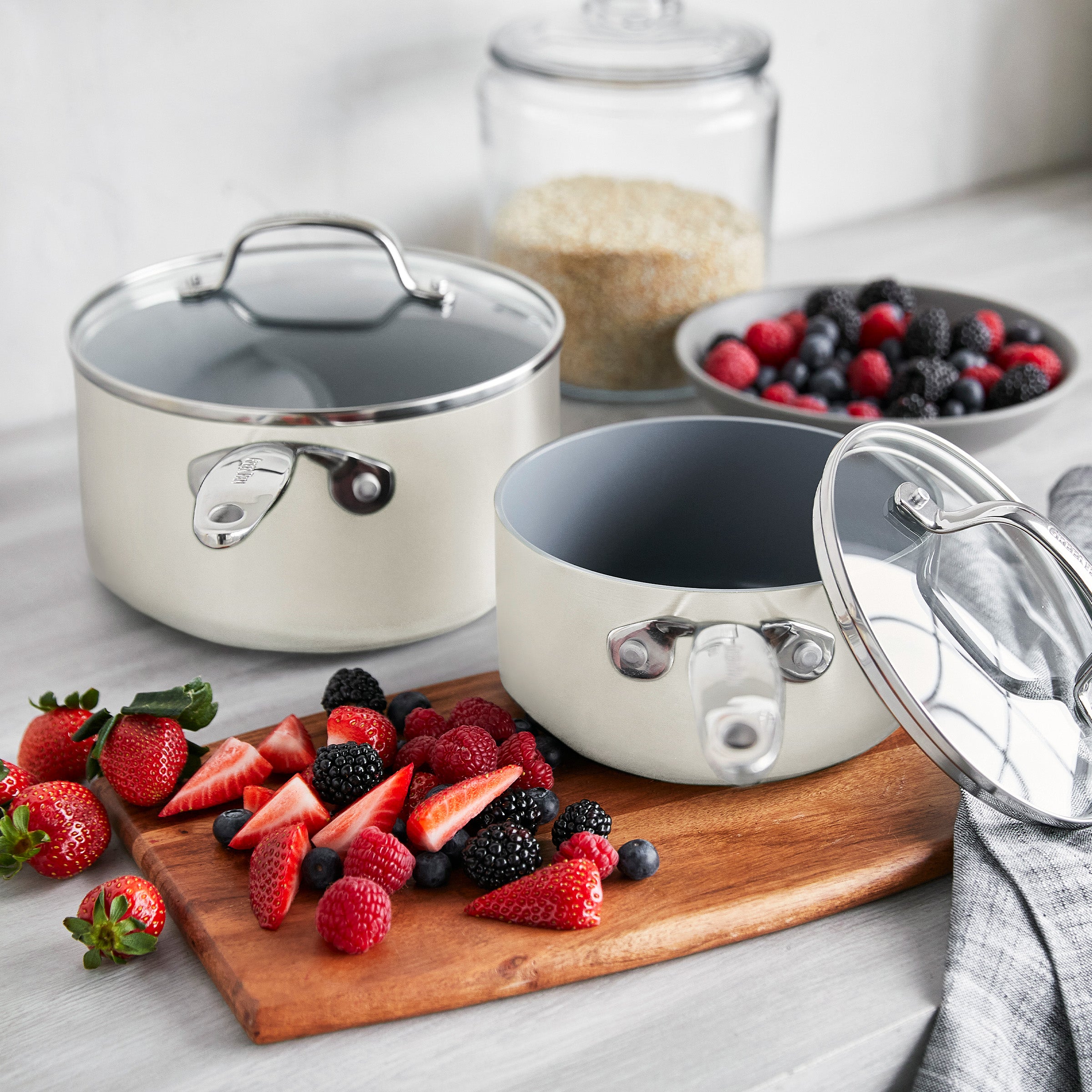 Valencia Pro Ceramic Nonstick 19-Piece Cookware Set | GreenPan