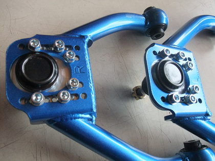 JZX100チェイサー／クスコ・調整式アッパーアームお買い上げ！｜交通