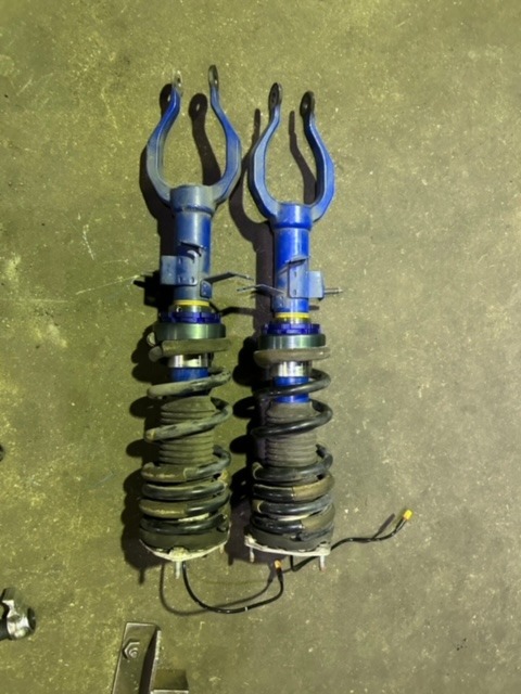 R35GT-R 純正サスペンション用車高調整カラー取り付け！｜チューニング