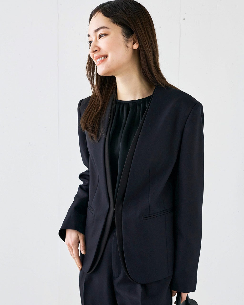 スマートツイル・ダブルVノーカラージャケット/DoCLASSE