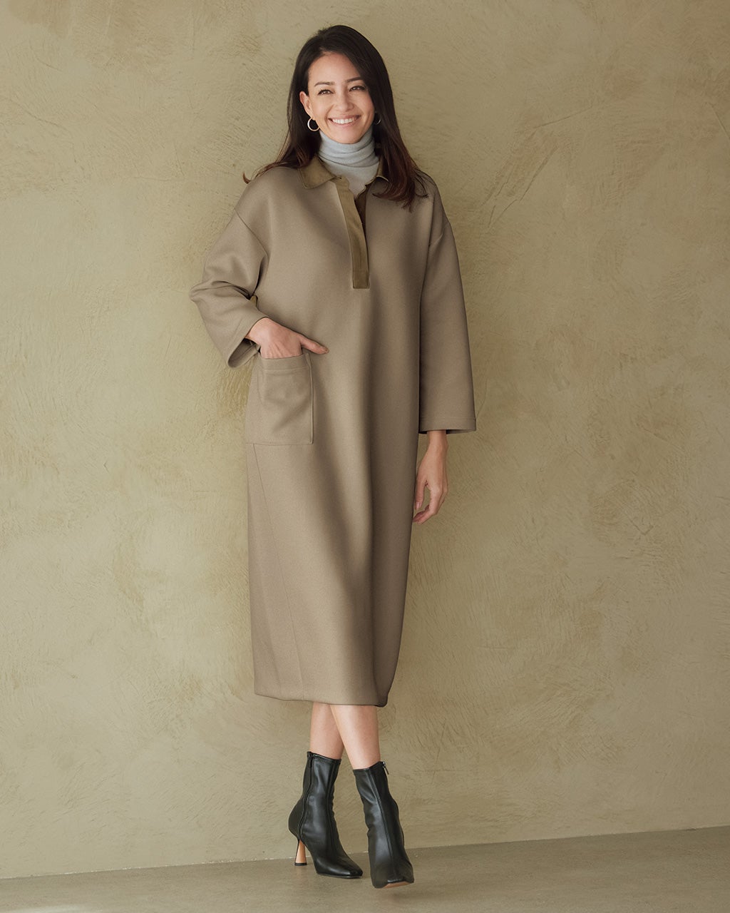 綾目ダンボールニット・衿付きワンピース/DoCLASSE