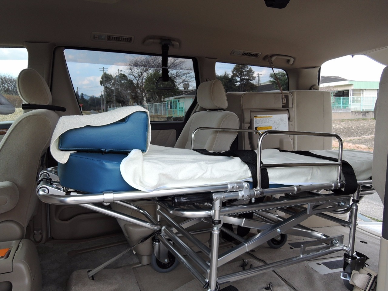 松永製作所製ストレッチャー届きました！！ | 介護タクシー日記 | ブログ