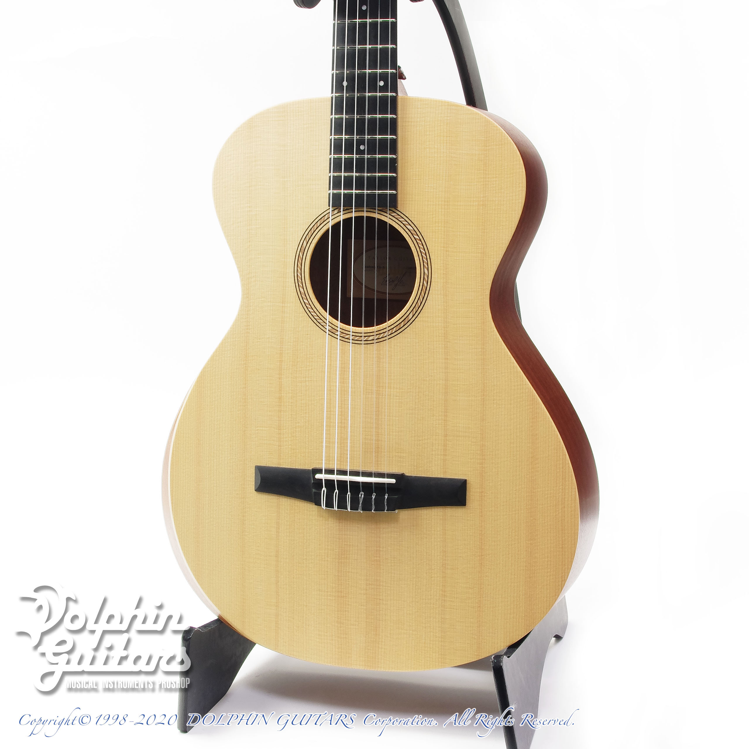 TAYLOR Academy 12e-N (Nylon Strings)|ドルフィンギターズ