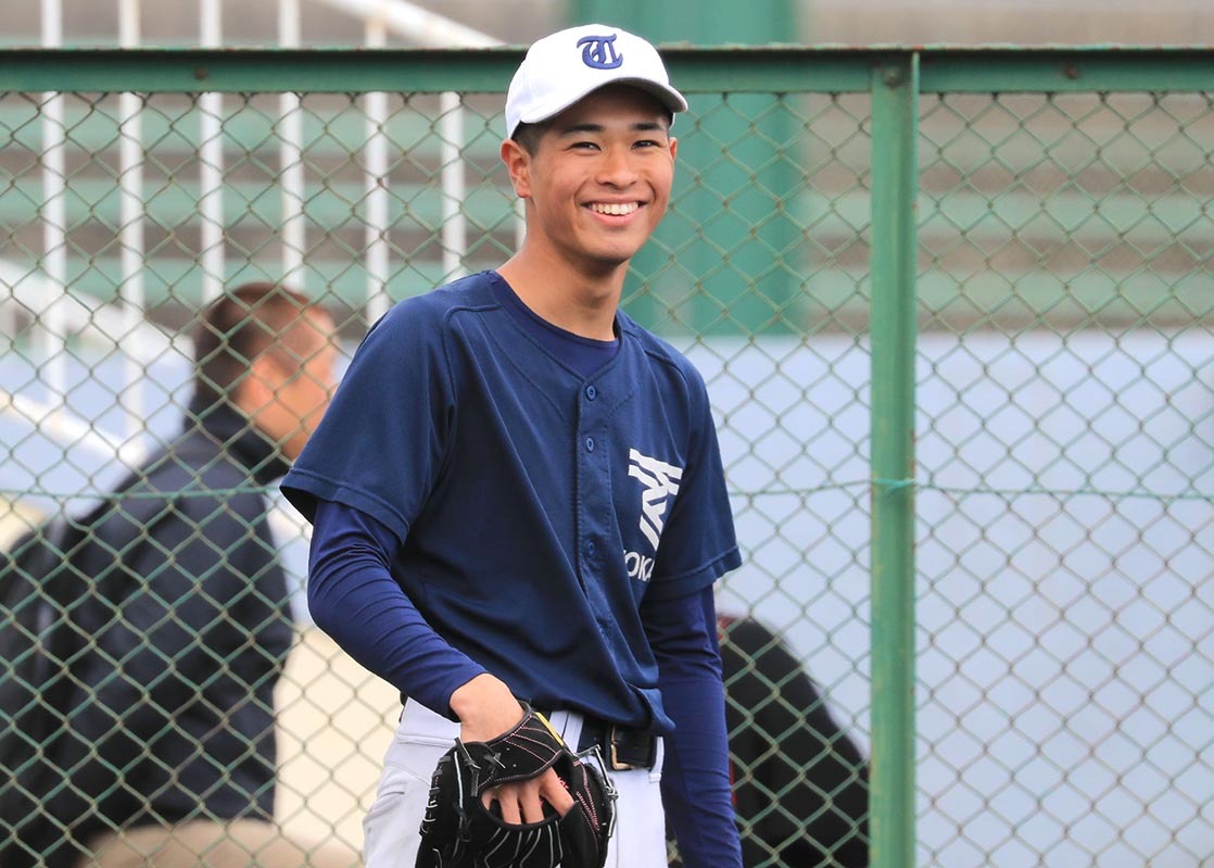 センバツ】東海大札幌高OBの阪神・門別がアルプススタンドから声援