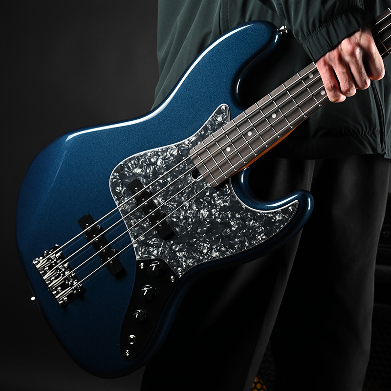 ブラックパールピックガード搭載モデルに新カラーが登場！【Bacchus