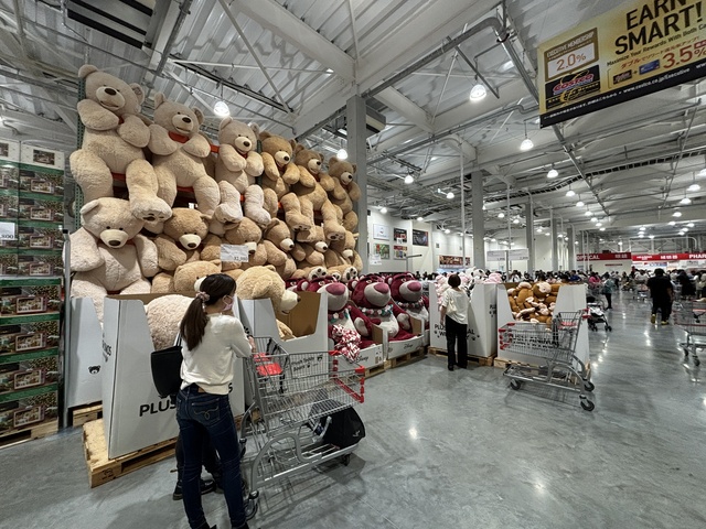 今こそ沖縄のローカルスーパー「ジミー」の魅力を見つめ直したい