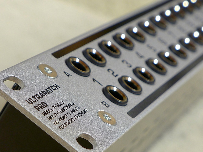 Behringer Ultrapatch Pro PX3000 PX-3000 @ deep!sonic