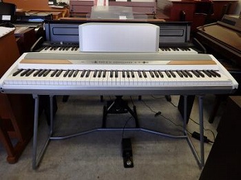コルグ(KORG) SP-250W 電子ピアノ中古販売｜電子ピアノ買取.com