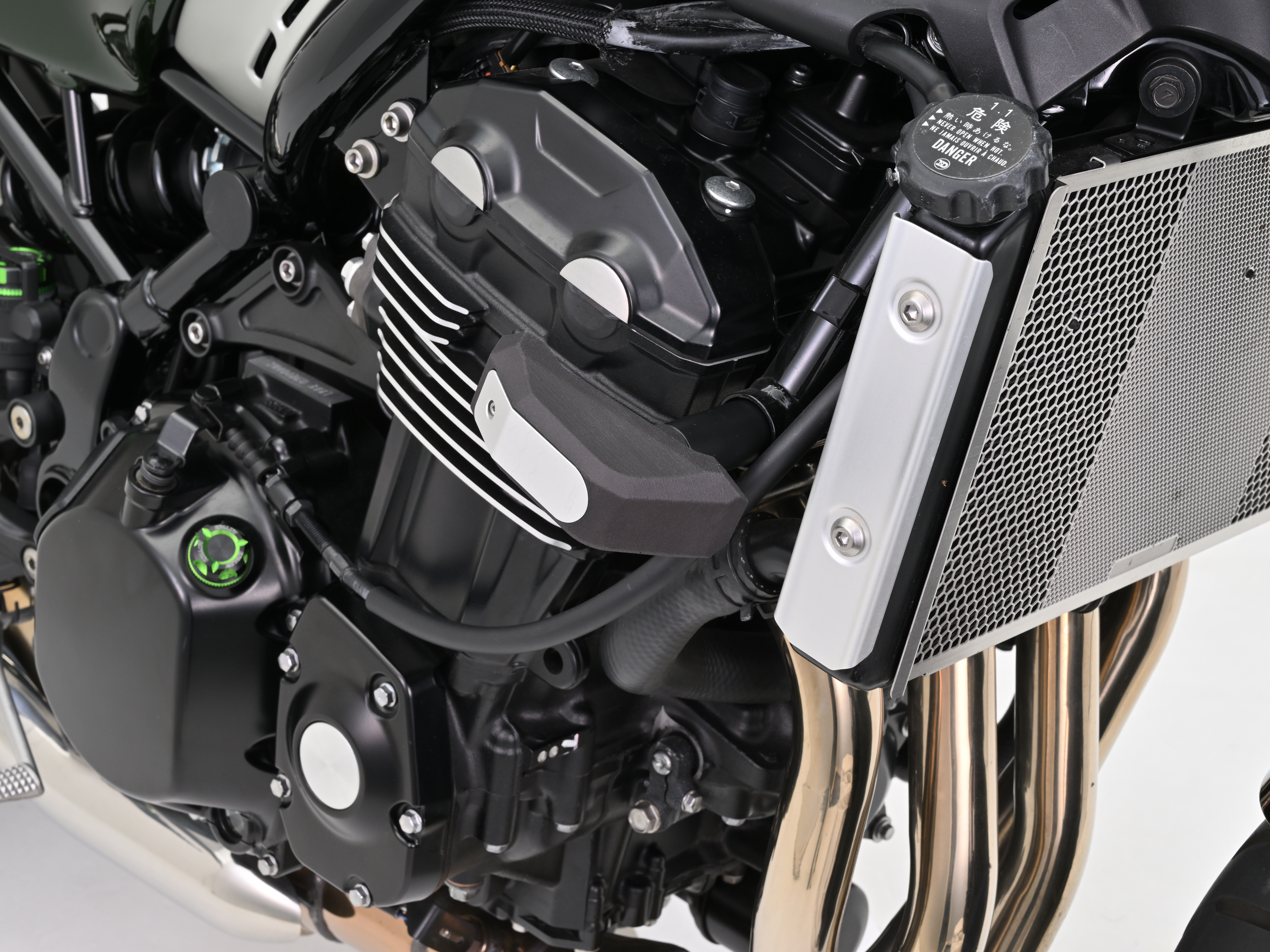 エンジンプロテクター ストリームライン Z900、Z900RS/SE/CAFE｜株式