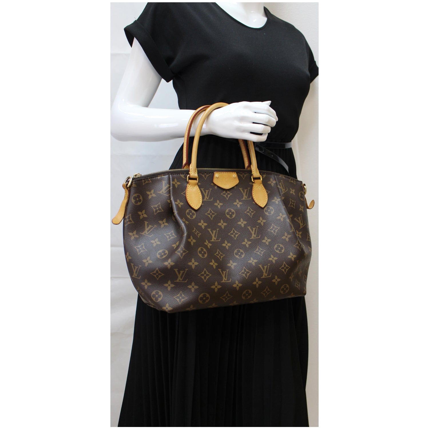 LOUIS VUITTON Turenne MM Monogram Canvas 2Way Shoulder Bag Brown