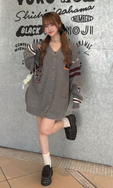 カレッジワッペンVネックニットカーディガン – Darich (ダーリッチ)