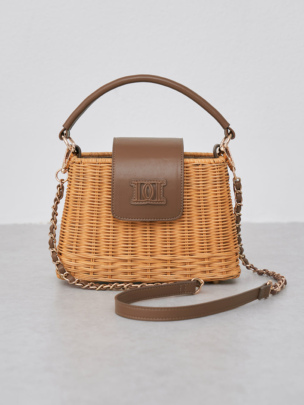 ロゴレザーラタンバッグ – Darich (ダーリッチ)