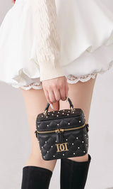 ゴールドパーツ】キルティングパールスクエアミニバッグ – Darich