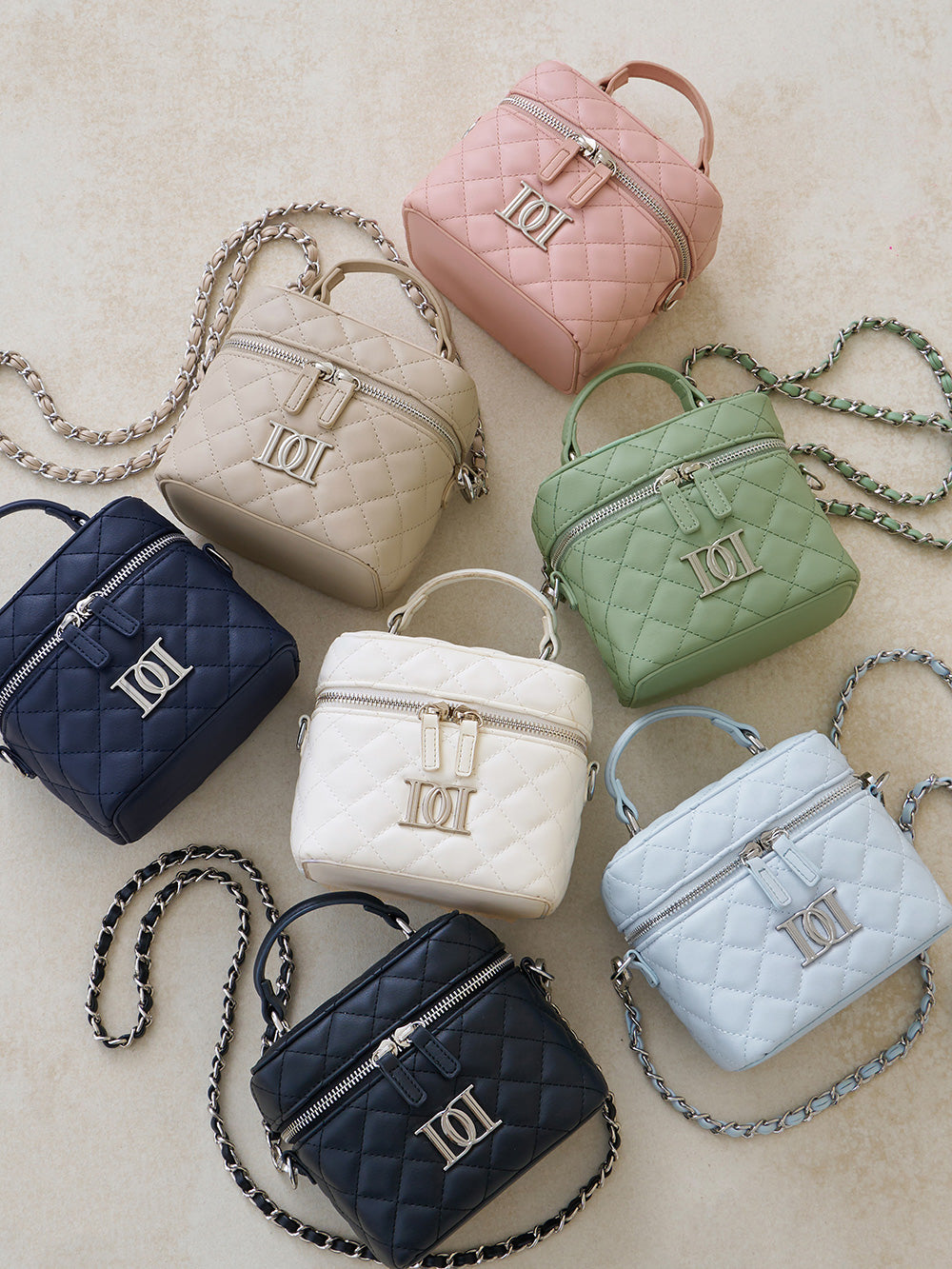 シルバーパーツ】キルティングスクエアミニバッグ – Darich (ダーリッチ)