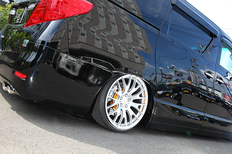 リアキャンバー角によるタイヤの内減りを軽減させる方法