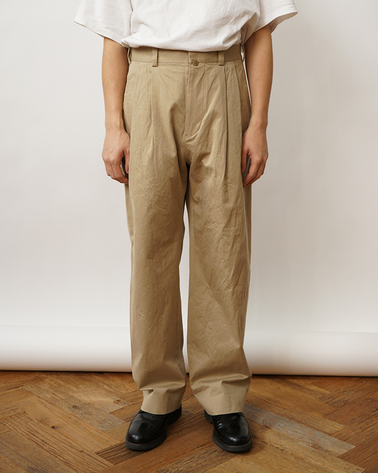 2TUCK STRAIGHT - CHINO / KHAKI | YAECA (MEN)(ヤエカ) | BOTTOMS
