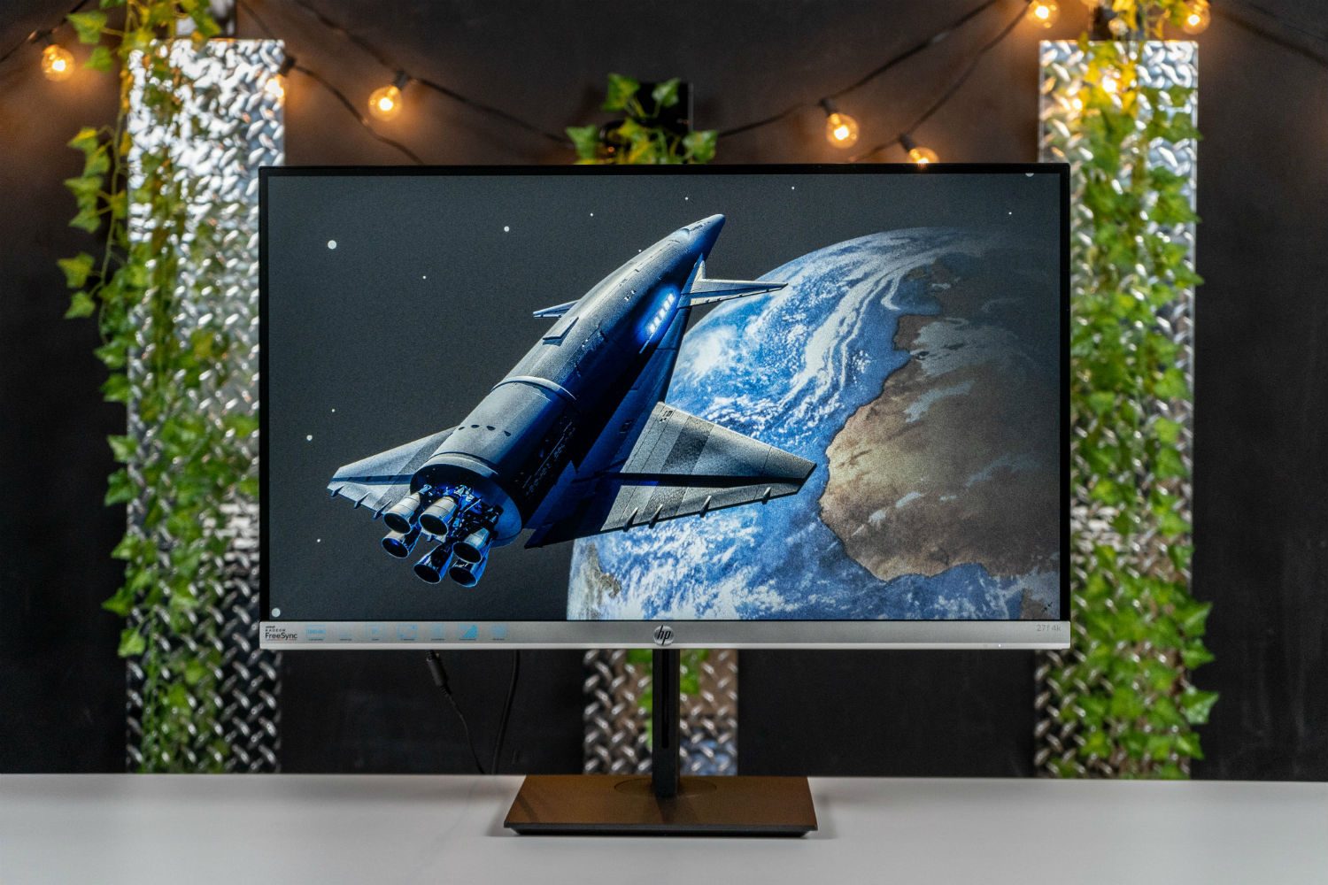 HP 27f 4K monitor review: Crisp images without the niceties