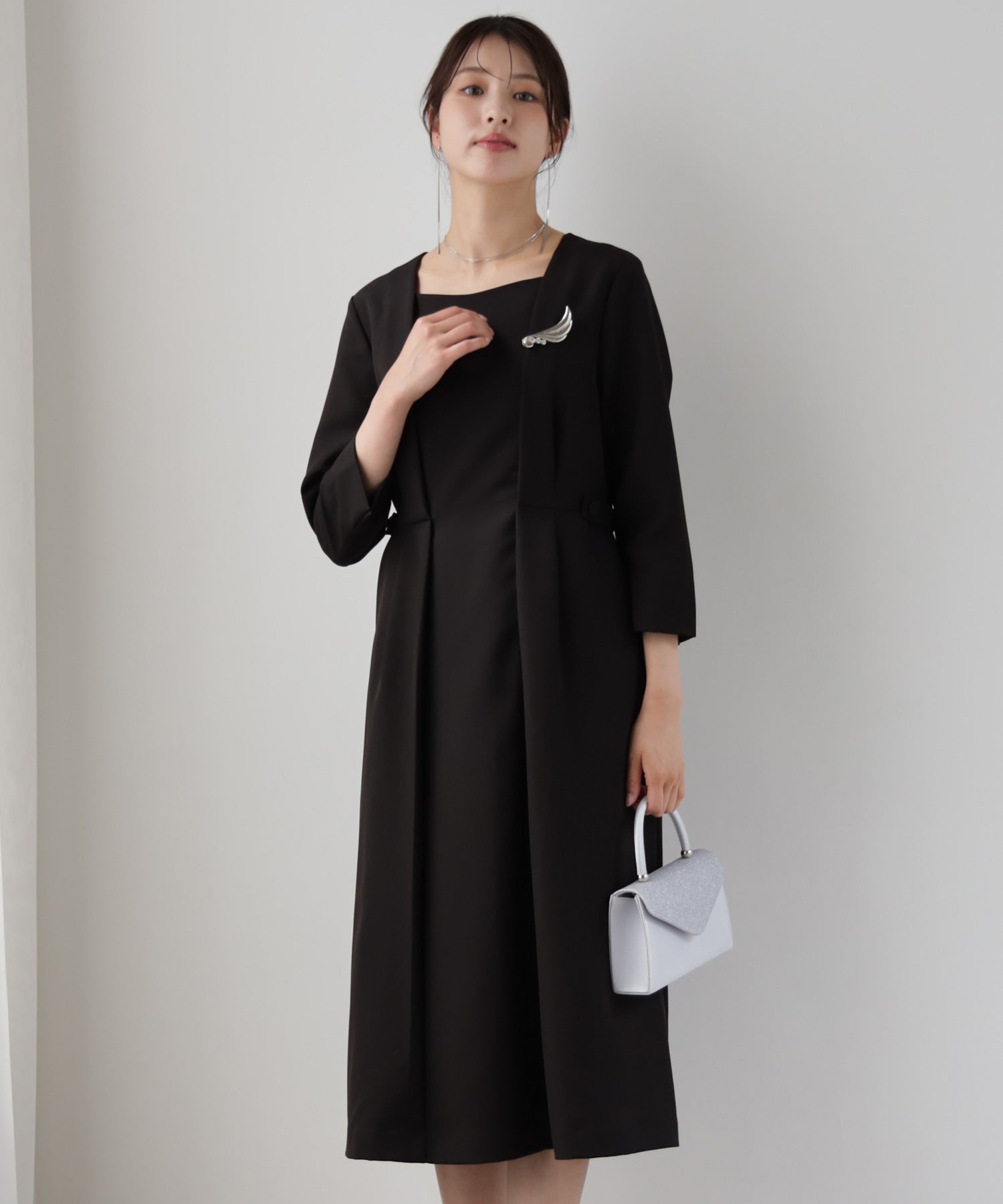 立体感が魅力のフォーマルワンピースdsy0141 ブラック – [公式]DRESS+