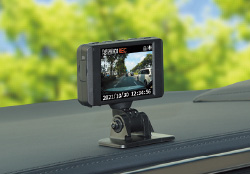 ドライブレコーダー DC-DR403 | COMTEC 株式会社コムテック