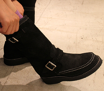 チペワ（CHIPPEWA）L97883 ブラックを履いてみたエンジニアブーツ