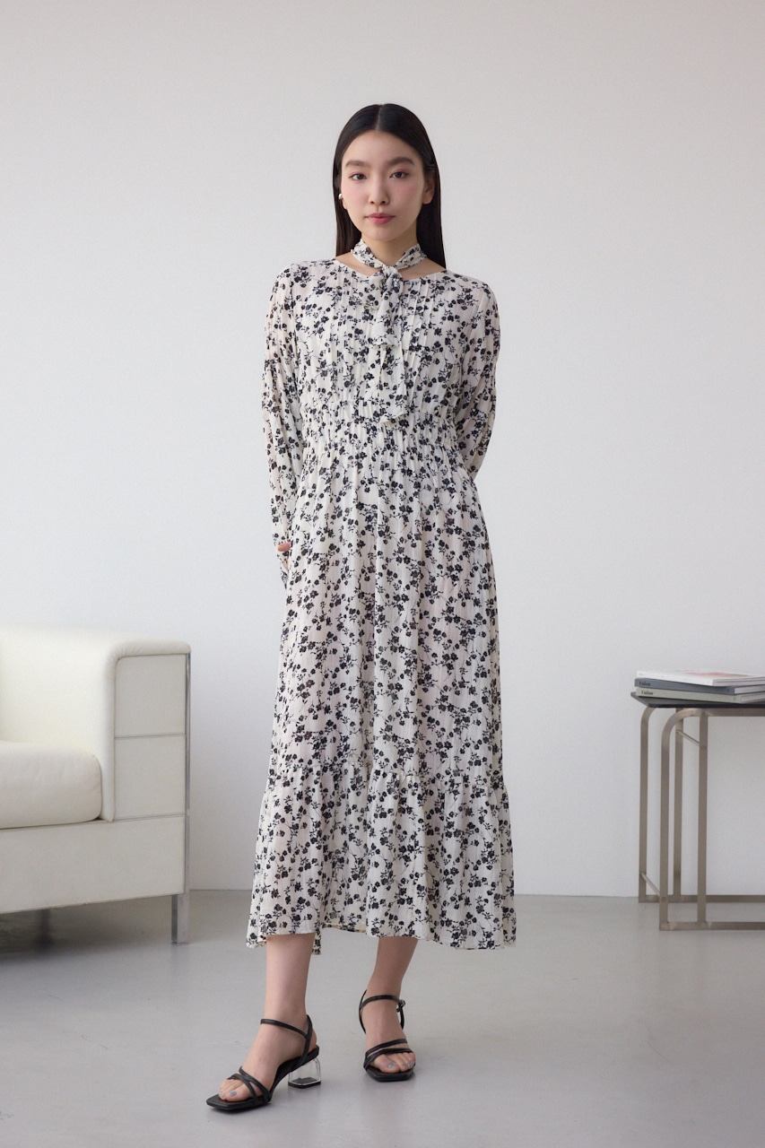 AZUL BY MOUSSY | シアーチェックフラワー柄ワンピース (ワンピース