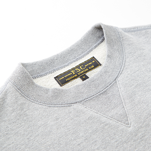 フリーマンズスポーティングクラブ×ループウィラーのコラボスウェット